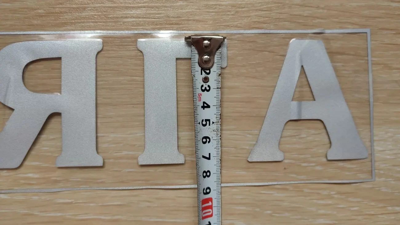 Наклейка на авто на заднее стекло Бродяга Чёрная, Белая 6