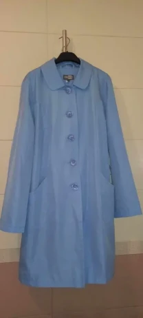 Продам Тренч 44-46 размер  Новый