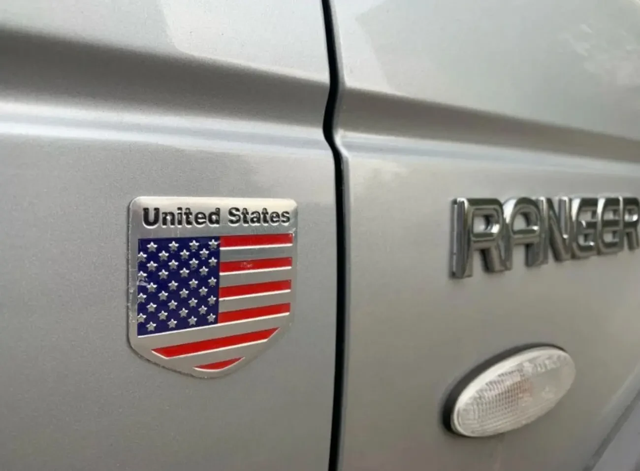 Наклейки на авто Флаг Стран алюминиевые на авто - мото 2