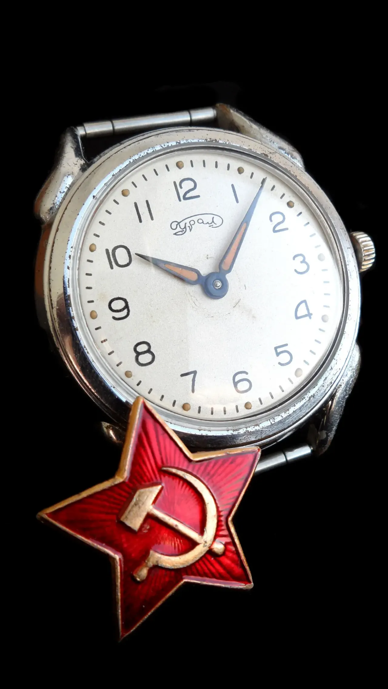 УРАЛ, часы времён Хрущёва. СССР 2кв.-57г. на 15 рубиновых камнях. 4