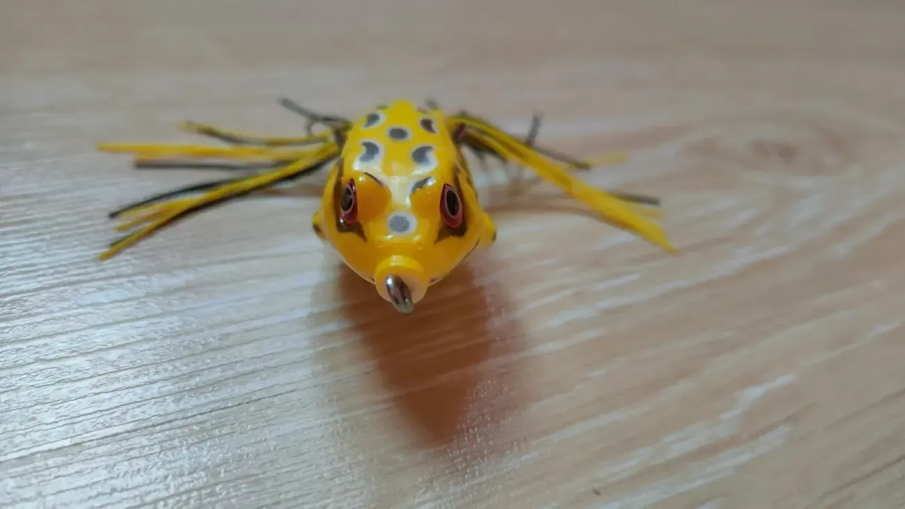 Воблер Лягушка номер 1 жаба Незацепляйка на щуку, окуня 8