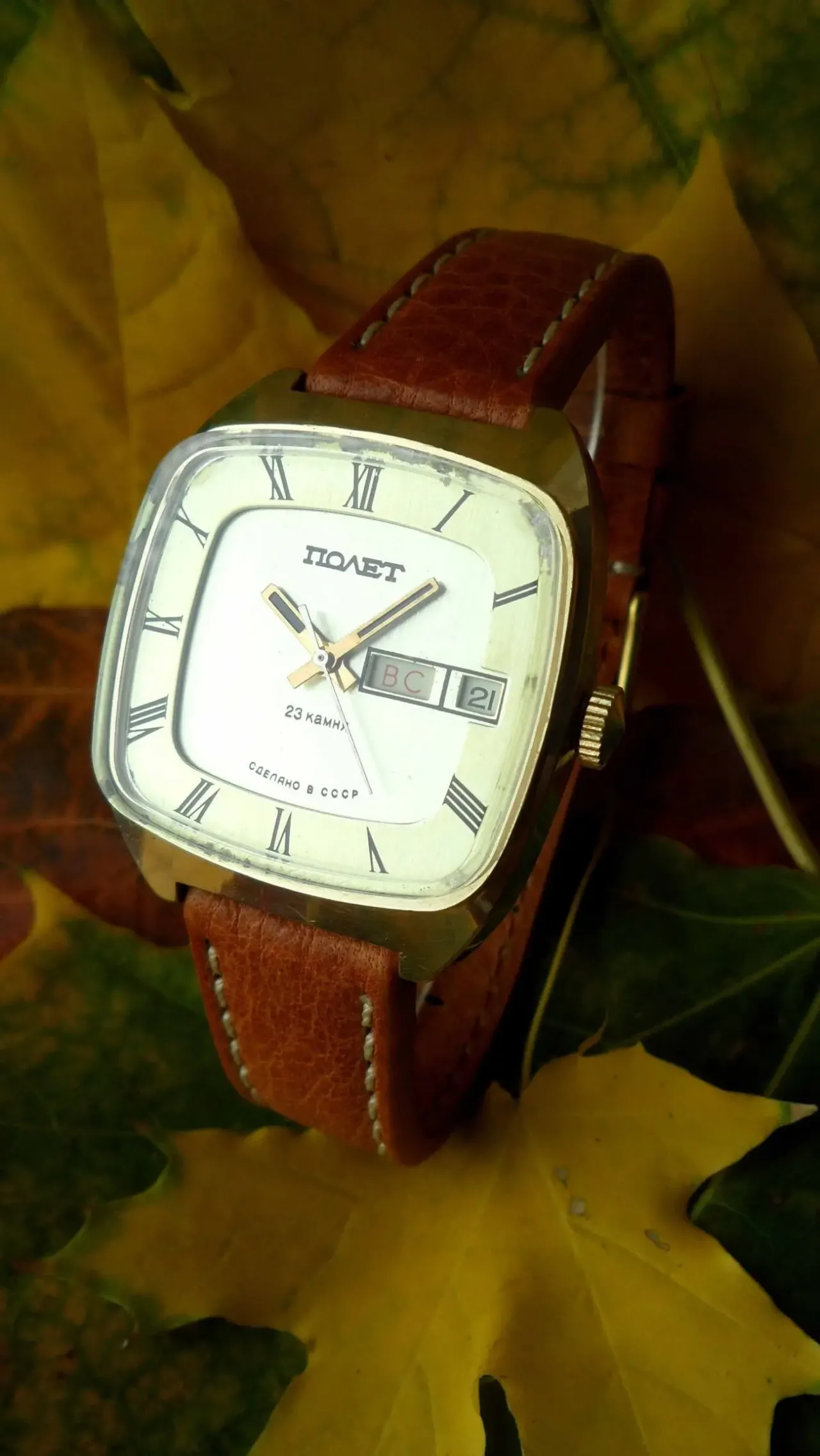 часы ПОЛЁТ - ТАНК - АВТОПОДЗАВОД, СССР 70-х. механика ПОЗОЛОЧЕННЫЕ 8