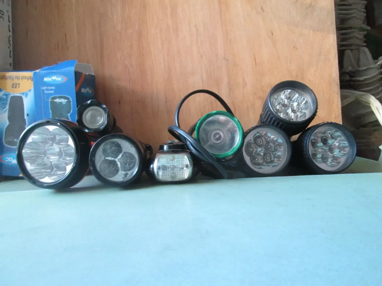 Ручний ліхтар світильник LED акумуляторний (зарядка 220В) під ремонт 7