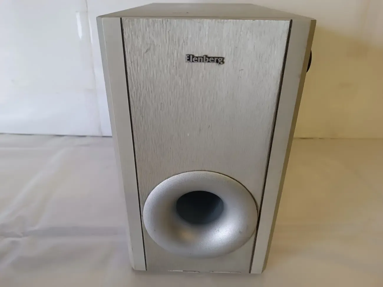 Сабвуфер Эленберг Elenberg sabwoofer 2