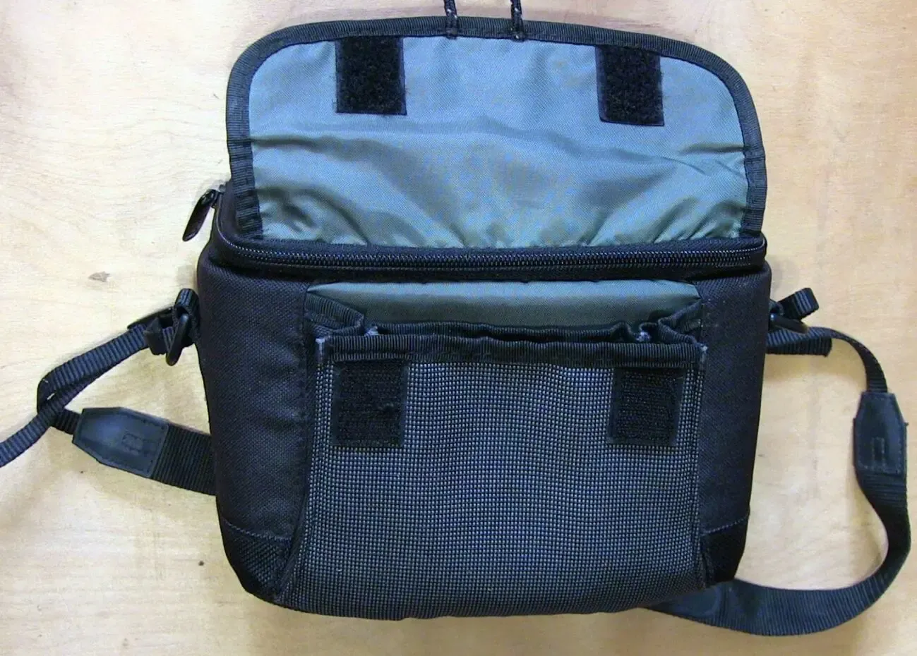 Сумка Case Logic для Фото-Видеокамер. в объявлении 10 фото 5