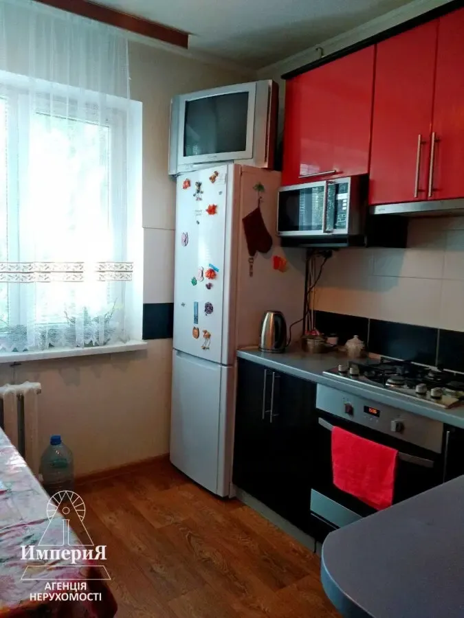 Здам 1.2.9 на Мазепи (Щорса).Сучасний ремонт.Меблі.Техніка. 2