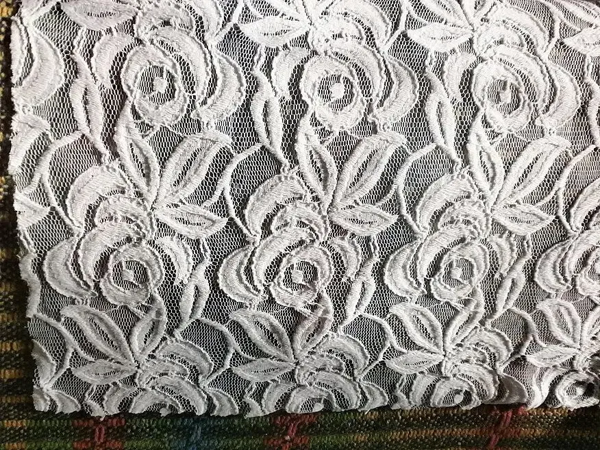 Ткань гипюр кружево светло-кремового цвета, старина,  8 кусков