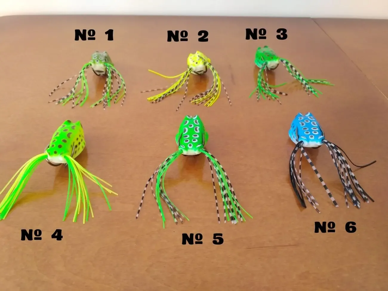 Лягушка незацепляйка на щуку с хвостиком 7 гр 3