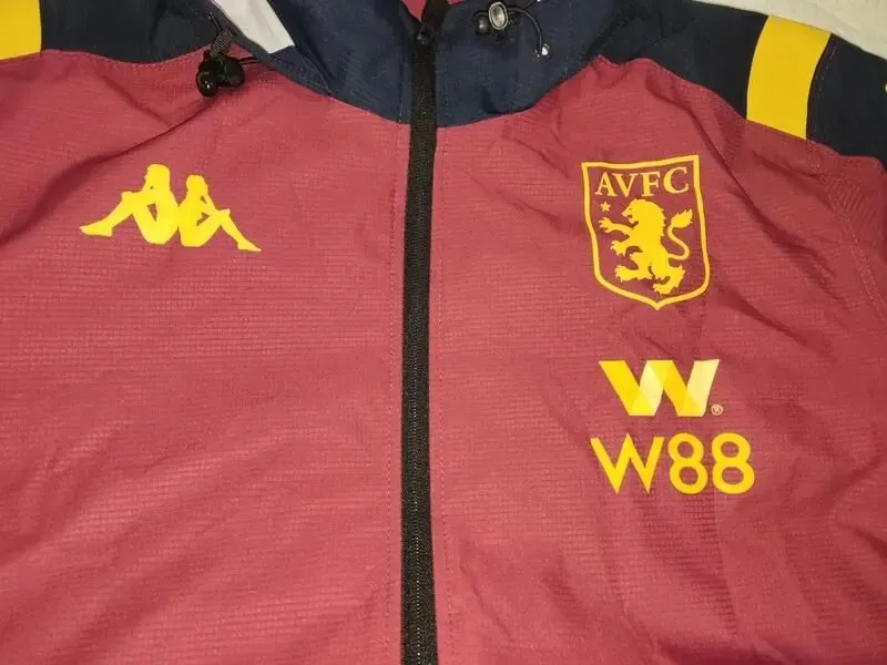 Футбольная куртка, ветровка с капюшоном Kappa Fc Aston Villa 6