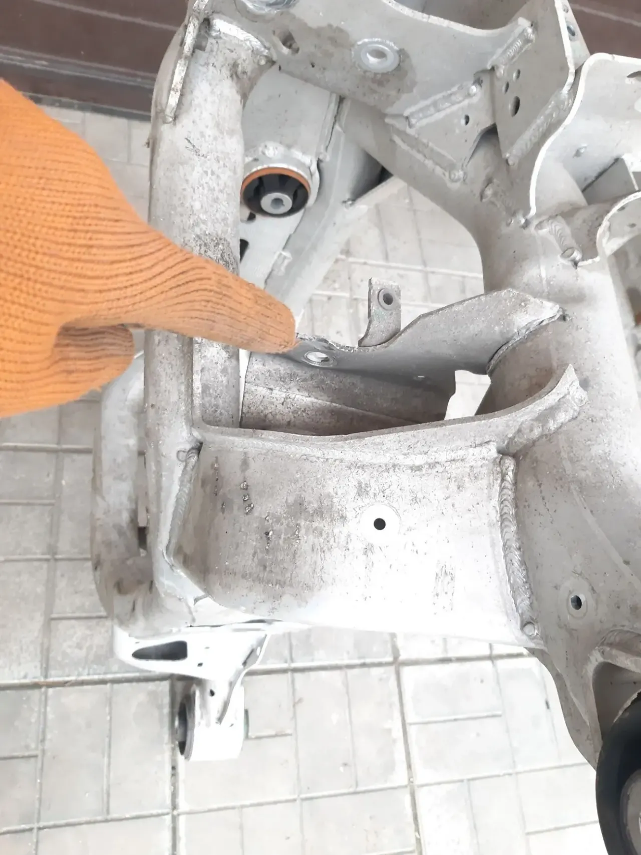 Jaguar I-Pace підрамник T4K14279 T4K12045 T4K1763 T4K16340 4