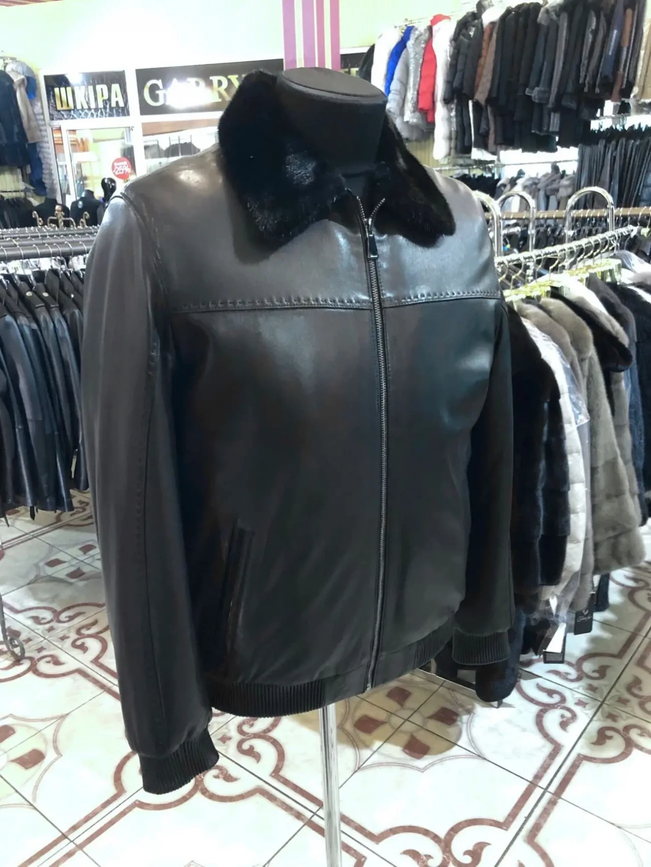 Дублянка бомбер комір норка