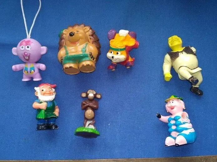 Игрушка игрушки киндер сюрприз фигурки разные