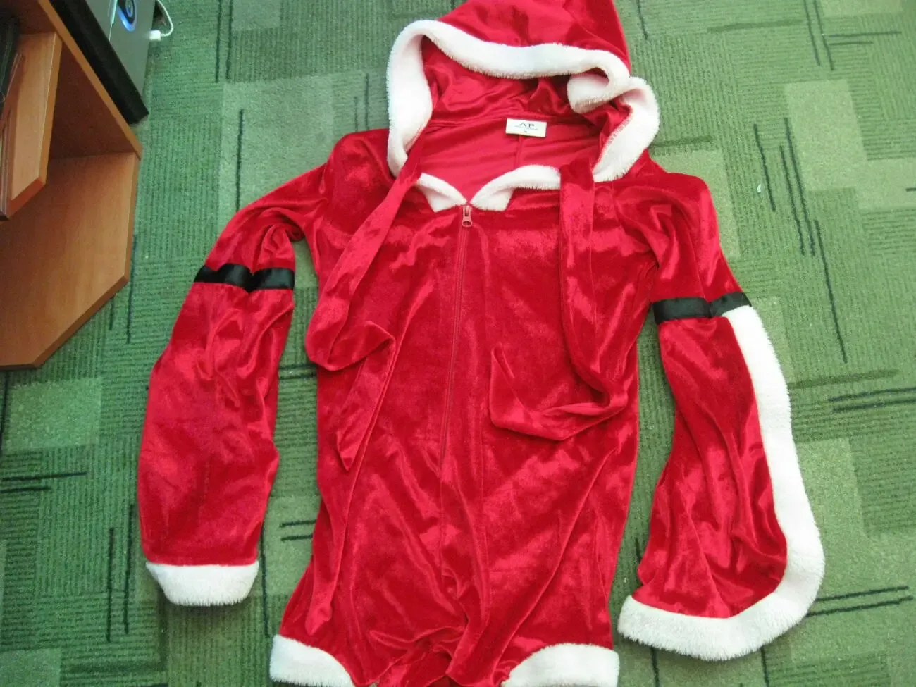 Карнавальний комплект з боді помічниці Санти, плюс аксесуари 2