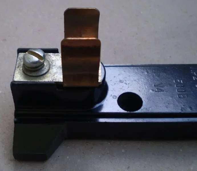 Тримач запобіжника ПР2 6-15А 500В 3