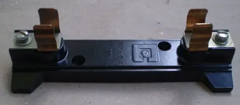 Тримач запобіжника ПР2 6-15А 500В