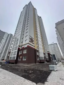 Продам 3х комнатную  ул.Б.Гмыри ж/б 20 БОГУСЛАВ  ЖК Патриотика