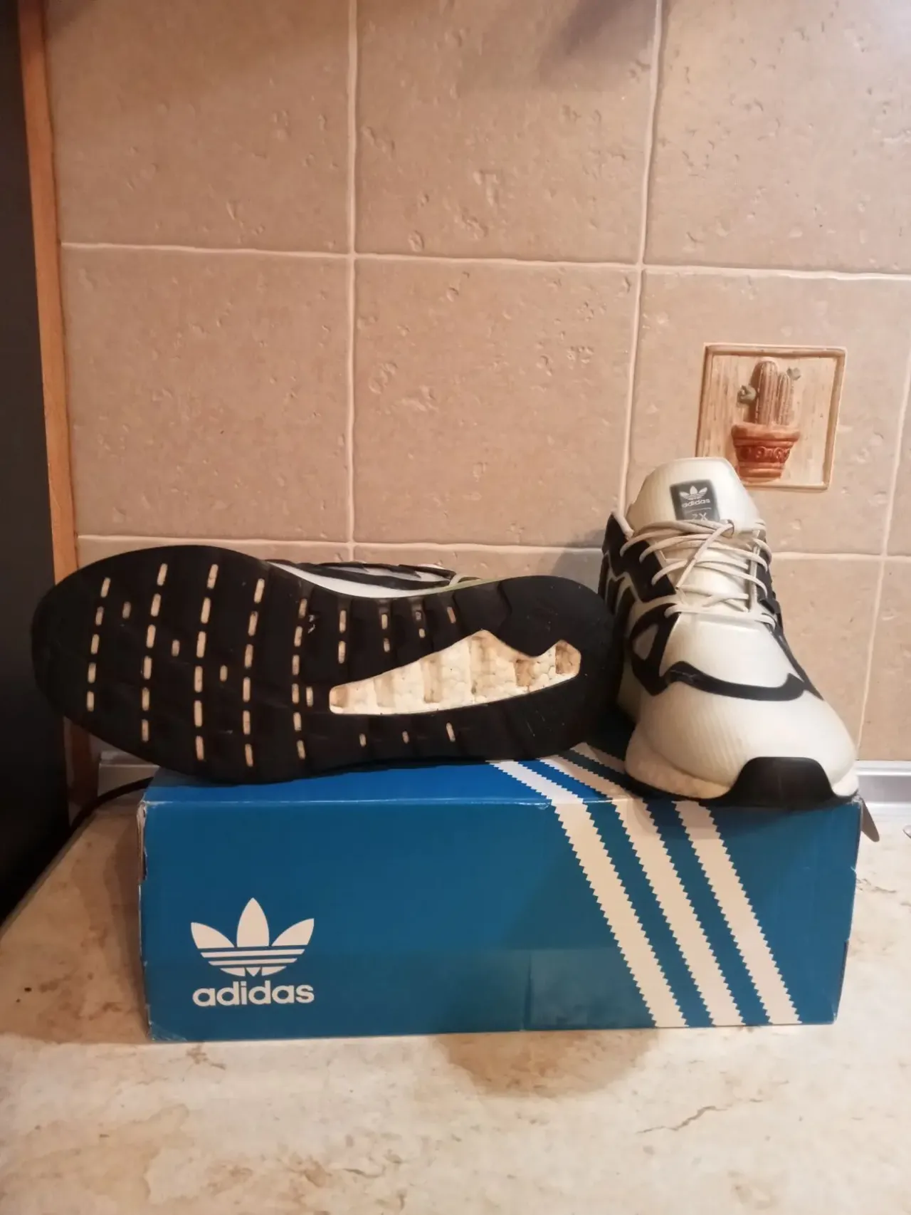 Продам кроссовки ADIDAS ZX 2K Boost Futureshell 2