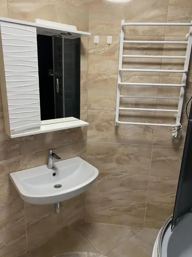 1-ком.кв. видовая по проспекту Оболонський,54 метро 3хв. 4