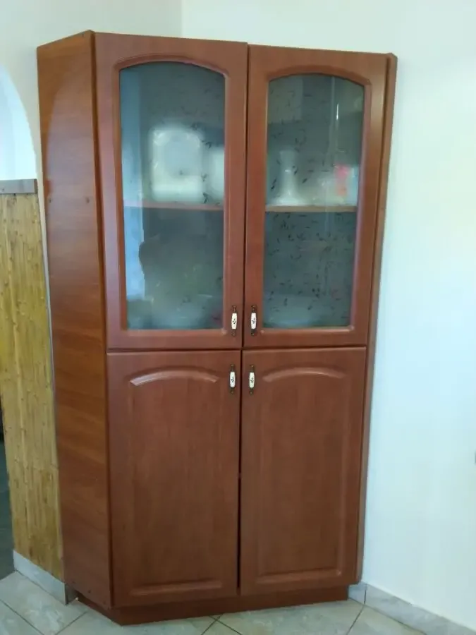 Кухонная мебель классическая (без мойки и техники) и барная стойка 2