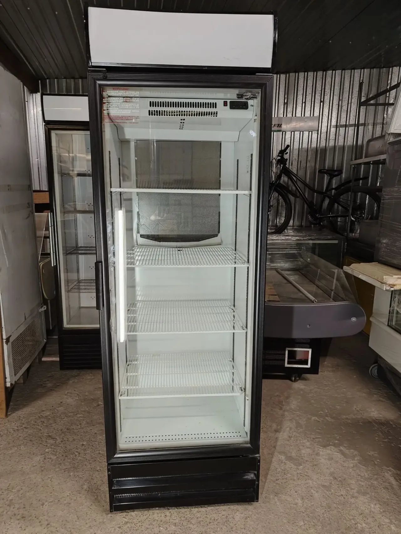 Холодильна шафа бу, холодильна вітрина Інтер т400, холодильник однодверна 2