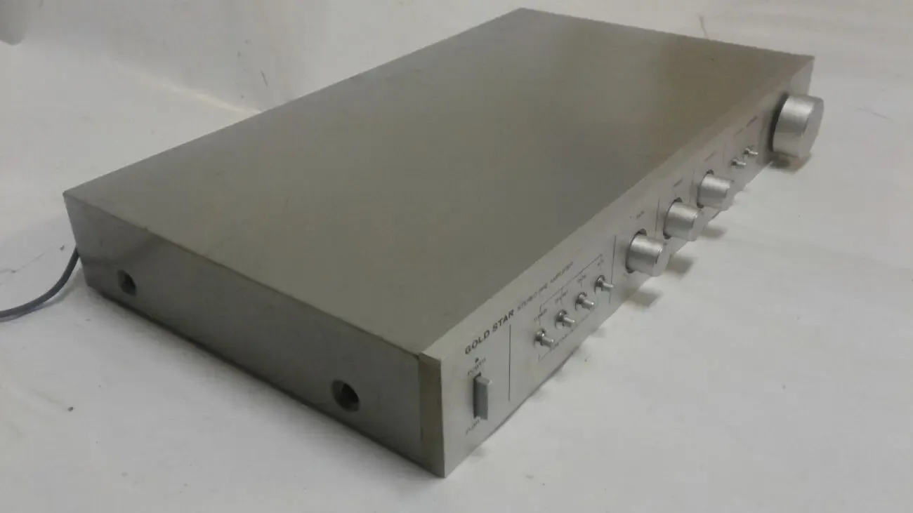 Усилитель Akai am-u33 Gold Star GSF-3040 8