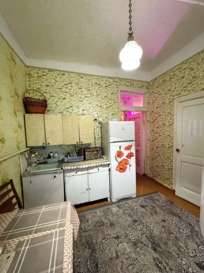 Продаю простору 2к.квартиру на 8 Причалі, р-н Сухого Фонтану 7