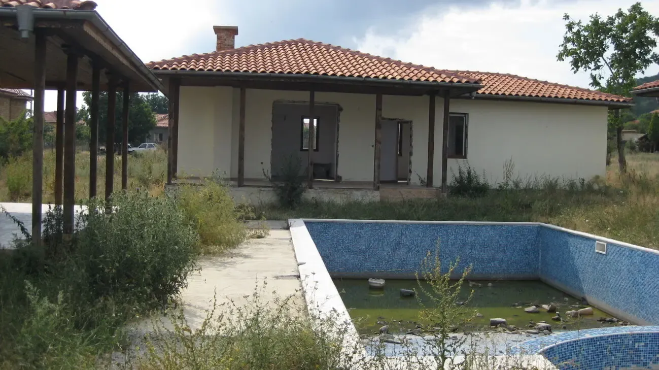 Незавершенный проект из 3 домов  24,2 км из Солнечный берег. Болгария 2