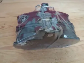 Тормозные колодки передние ГАЗ 2705-3302