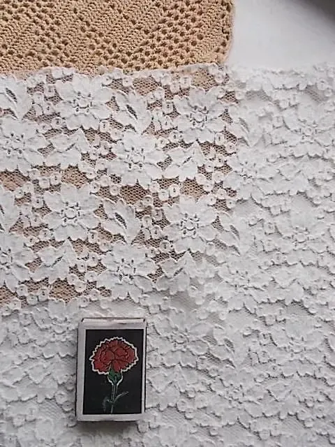 Ткань Кружевной гипюр светло кремово белый старина 5 кусков 4