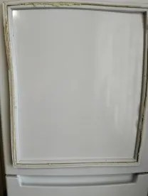 Резина морозильної камери холодильника Whirlpool ARC 4110 .