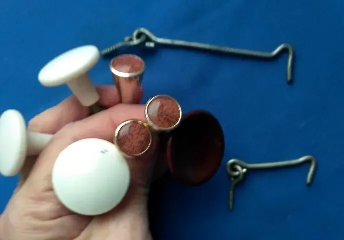 Инструмент новые ручки  крючки для мебели дома  дачи разныее, рариь 6