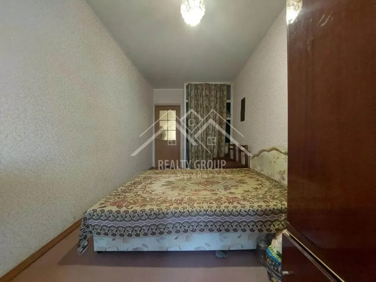 Продаж 3к квартири у ЦМ р-ні по вул.Свято-Миколаївській 5