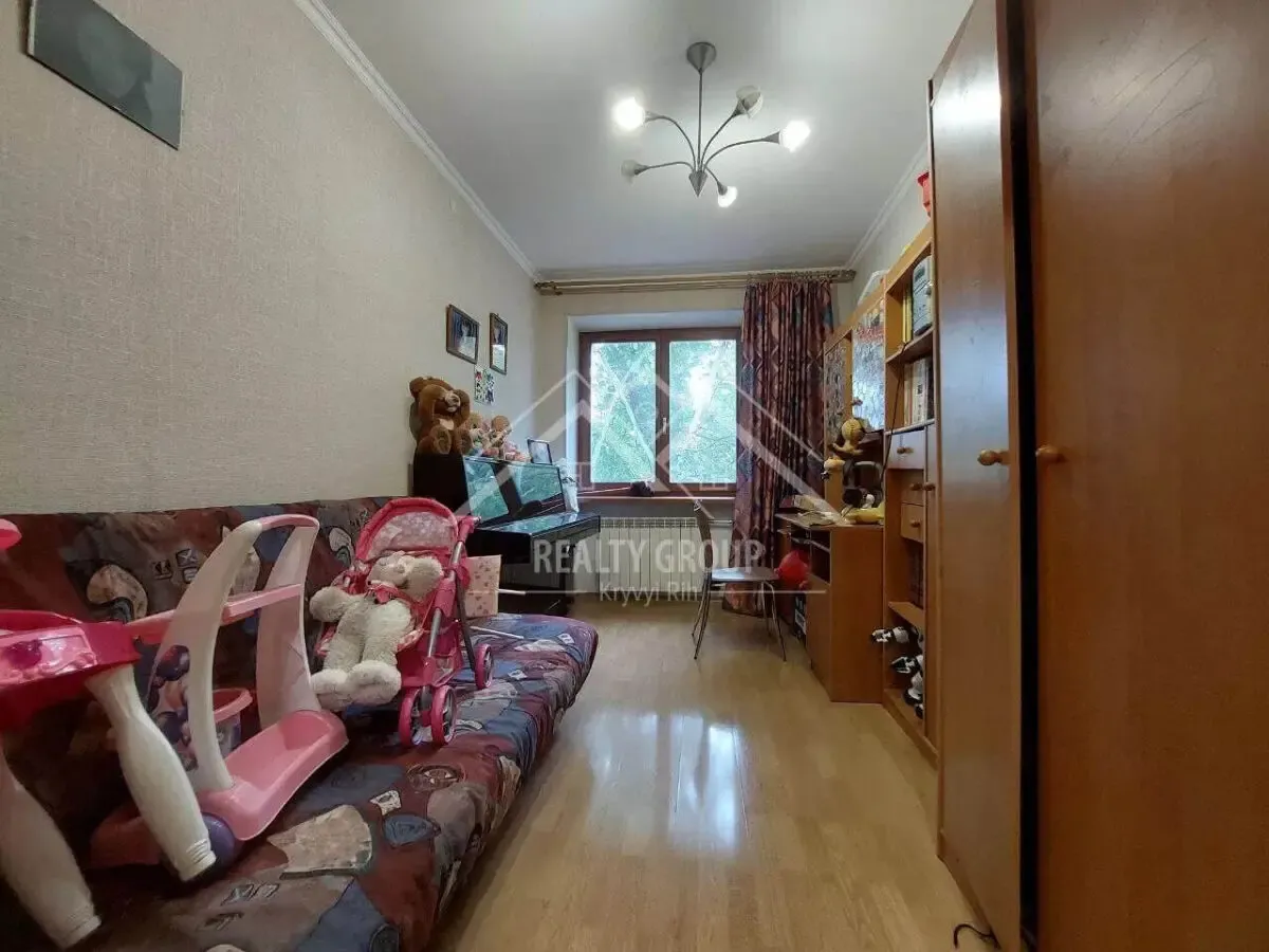 Продаж 4к з меблями та технікою у ЦМ р-ні в парковій зоні 6