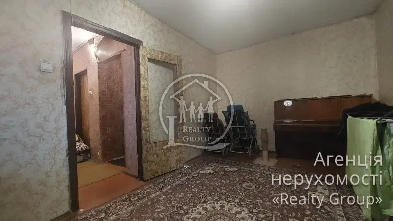 Продаж 4к квартири з відмінним плануванням у ЦМ р-ні на Карачунах 6