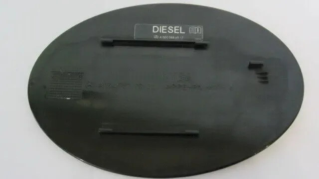 Крышка бензобака на Mercedes W164 2005-2011.M-ClASS.Оригинал 2