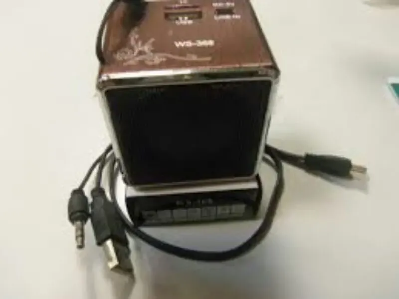 Мини-колонка WS-368 с USB и картой памяти. 5