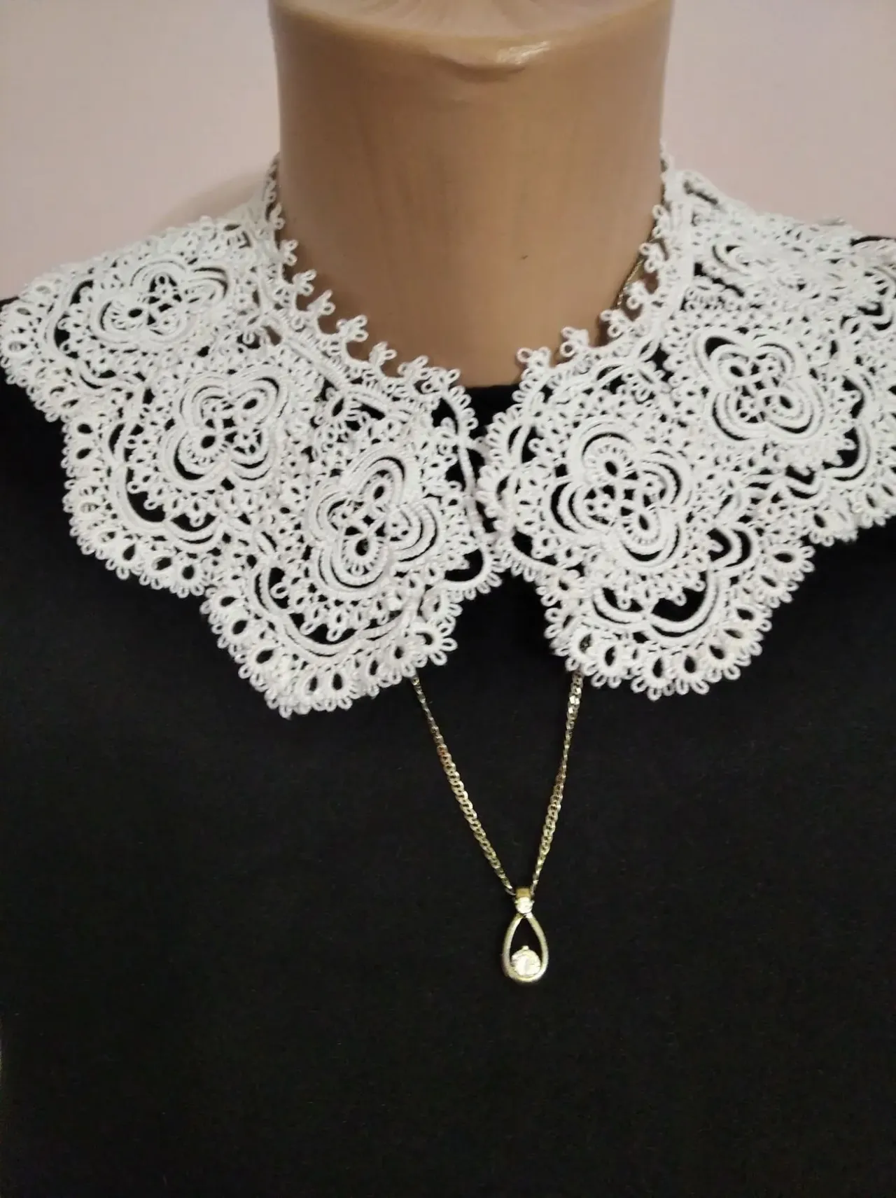 Комірець мереживний ..Медальони.. Фріволіте. 6