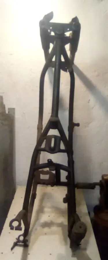 Мотоцикл М-72 (на запчастини) 10