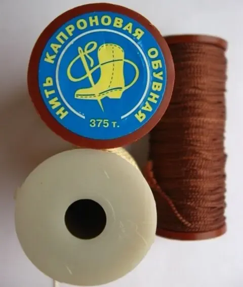 Шнур нитка нейлон толстый для обуви коричневая