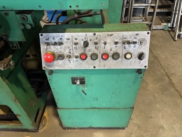 Верстат шліфувальний 3Д711ВФ11 6