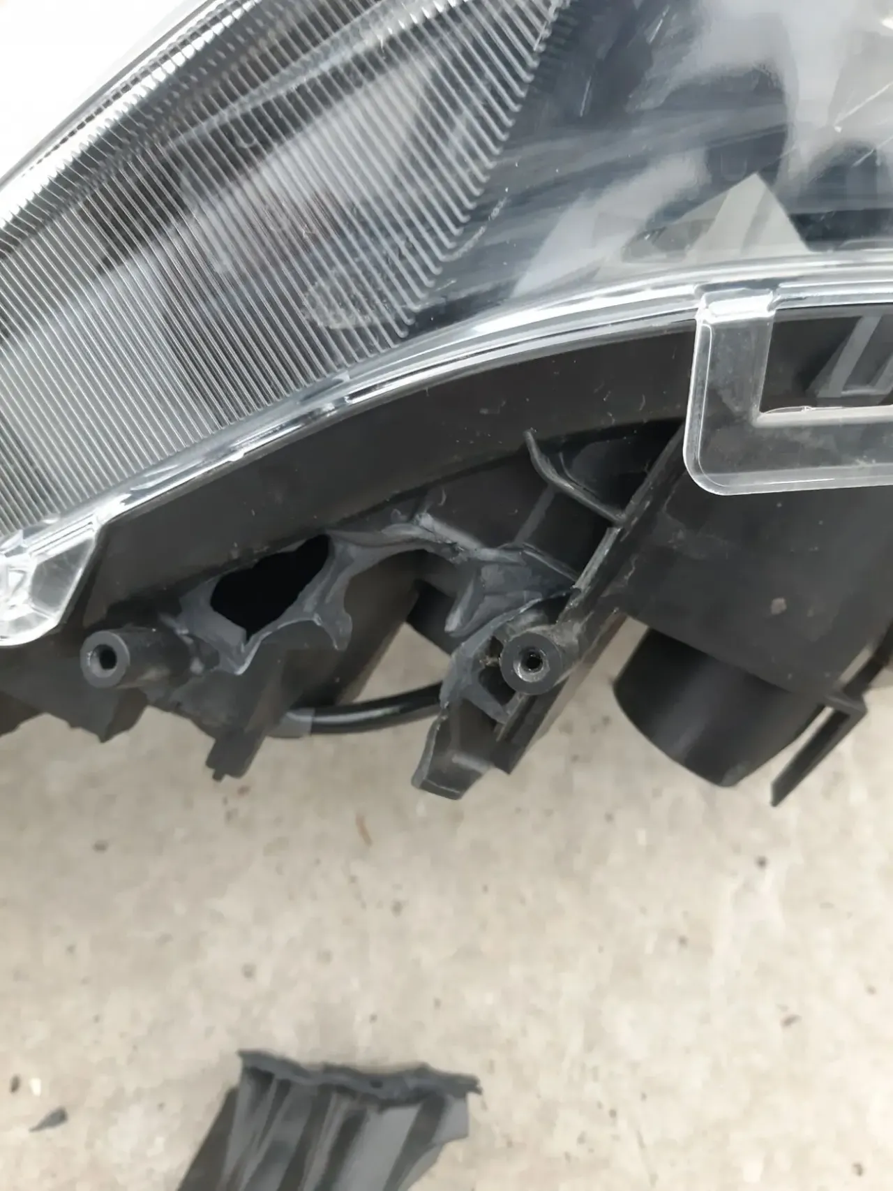 Toyota RAV4 Фара 8114542842 9