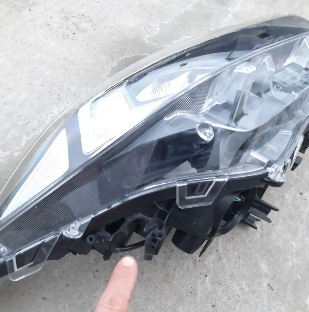 Toyota RAV4 Фара 8114542842 6