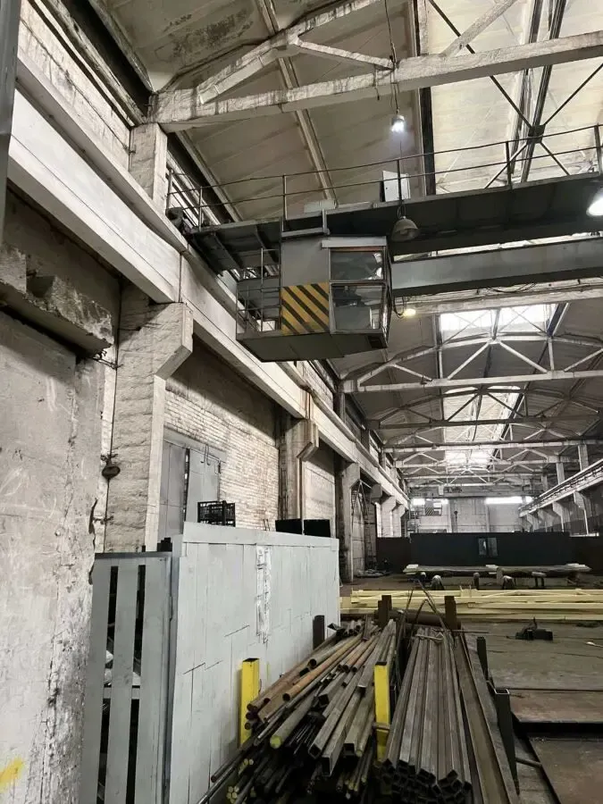 Сдам производственный цех с мостовым краном 3