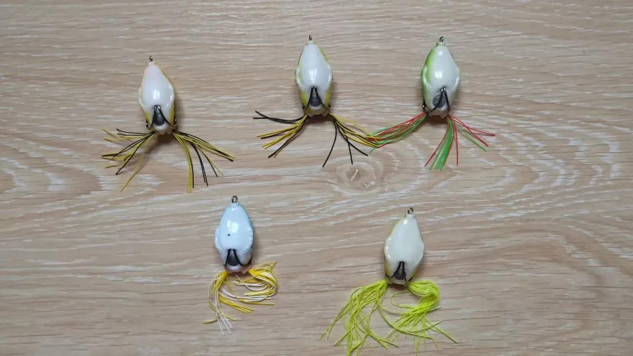 Воблер Лягушка жабка Не цепляется за траву на щуку 8