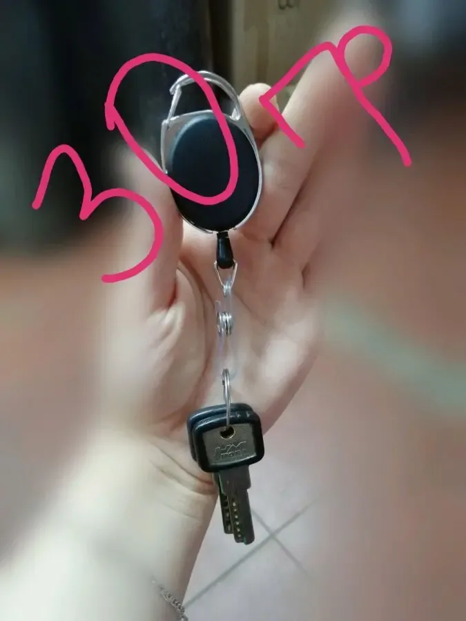 Брелок выдвижной для рыбака или охотника 2