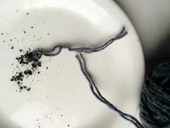 Пряжа нитки меланж сиренево-синий с точками цвет вес 160 грамм 3