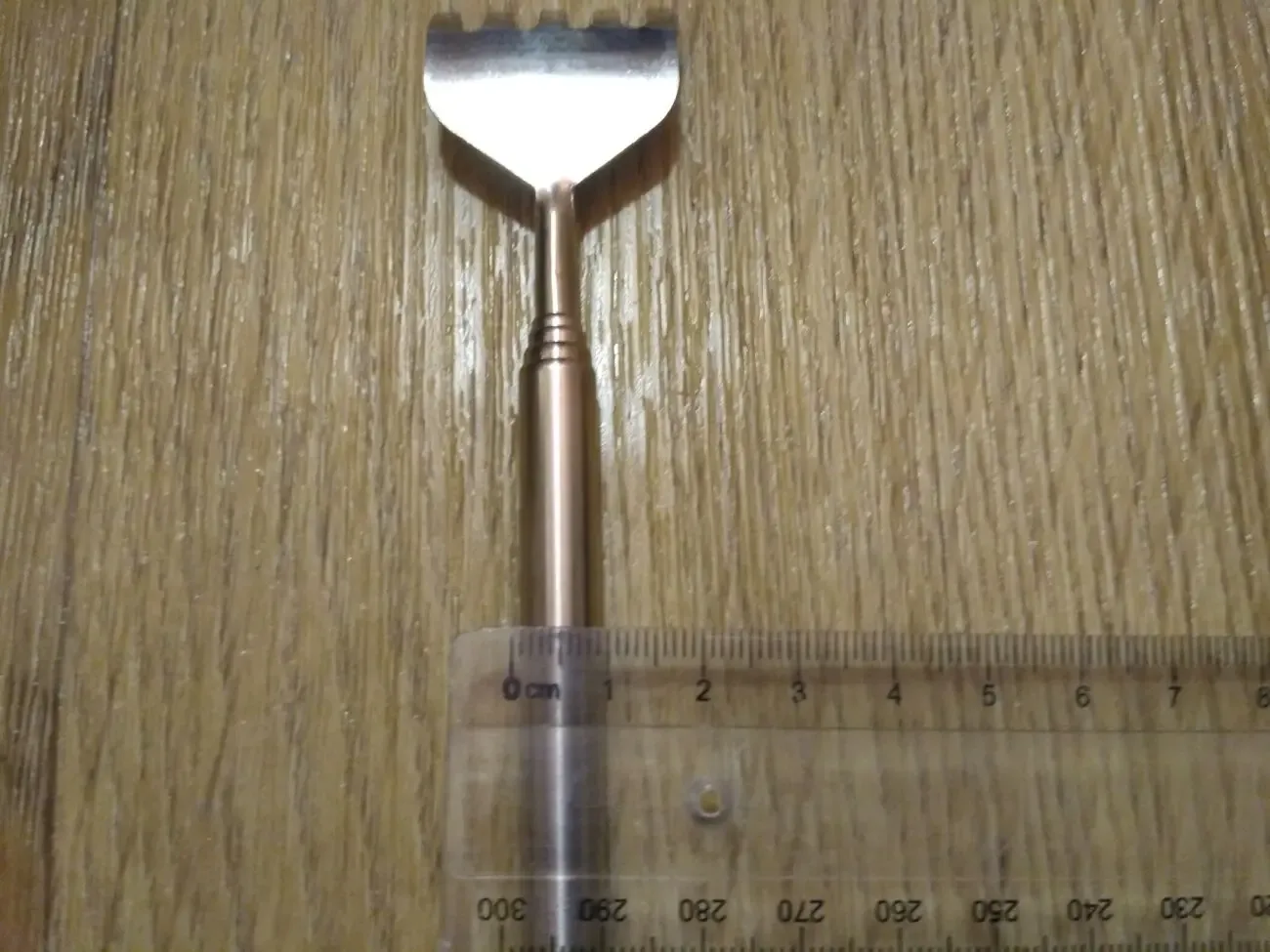 Чесалка Спиначёс для спины телескопическая выдвижная 7