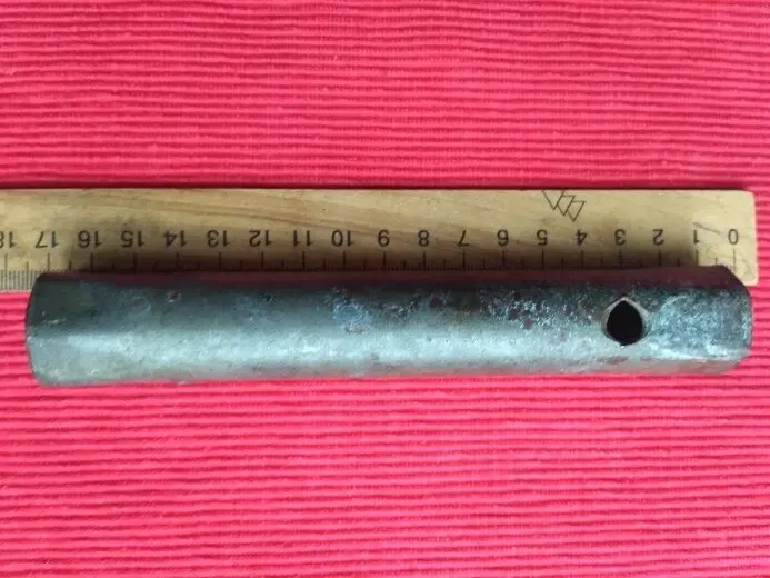 Ручной инструмент ключ шестигранный раритет 7