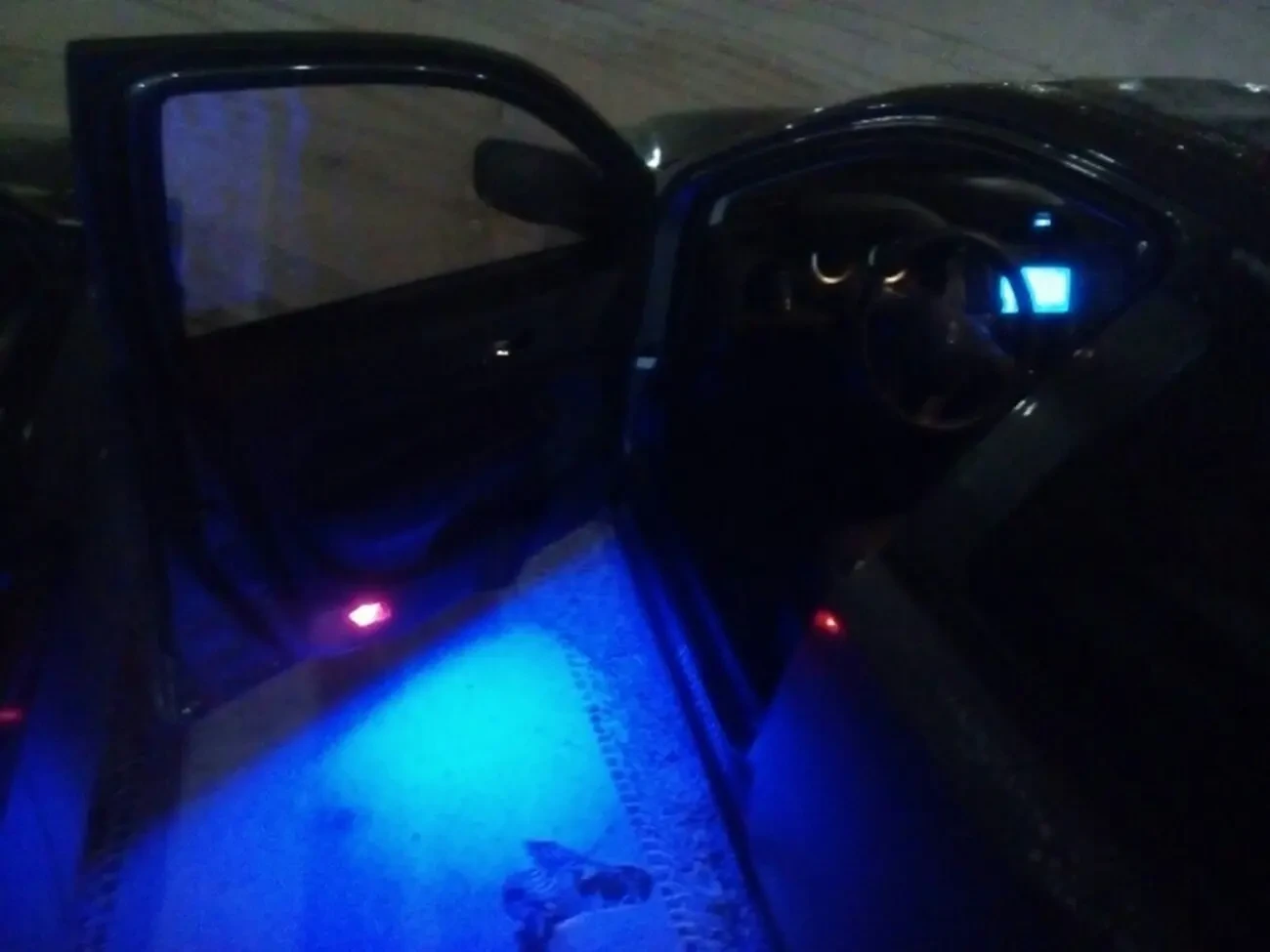 Подсветка салона. Тюнинг салона, Водонепроницаемая светодиодная полоса 8