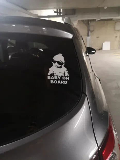 Наклейка Baby On Board Белая светоотражающая на авто 2